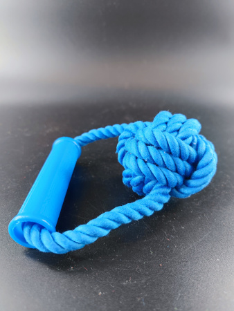 HLTP 204 Верёвочная игрушка для домашних животных с пластиковой ручкой, 15см, цвет синий